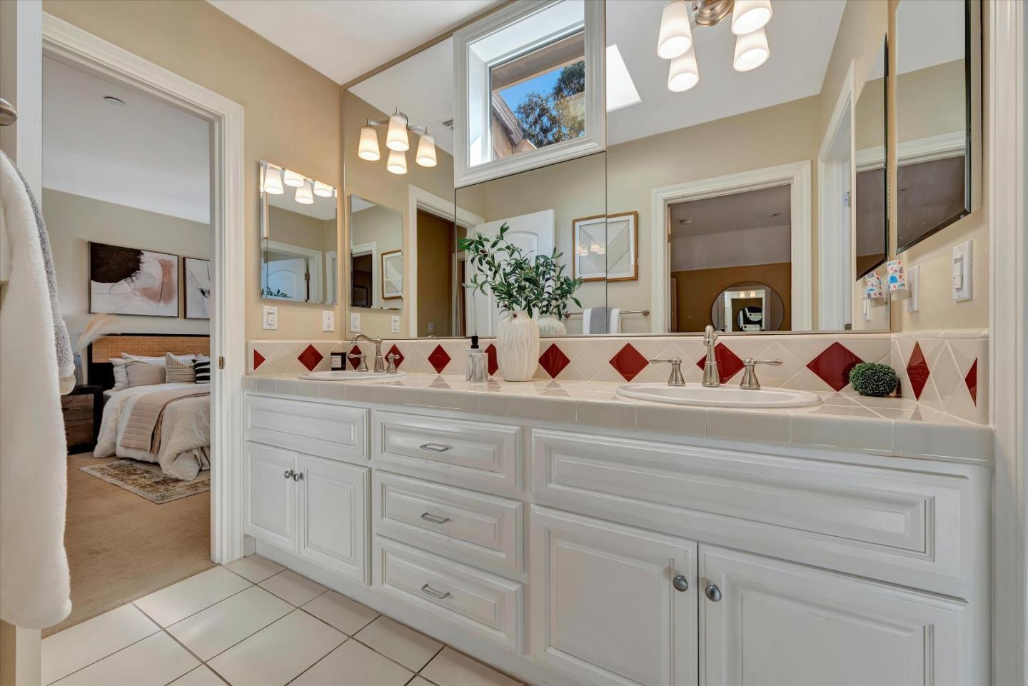 Detail Gallery Image 53 of 85 For 10108 Crescent Ct, Cupertino,  CA 95014 - 5 Beds | 4 Baths