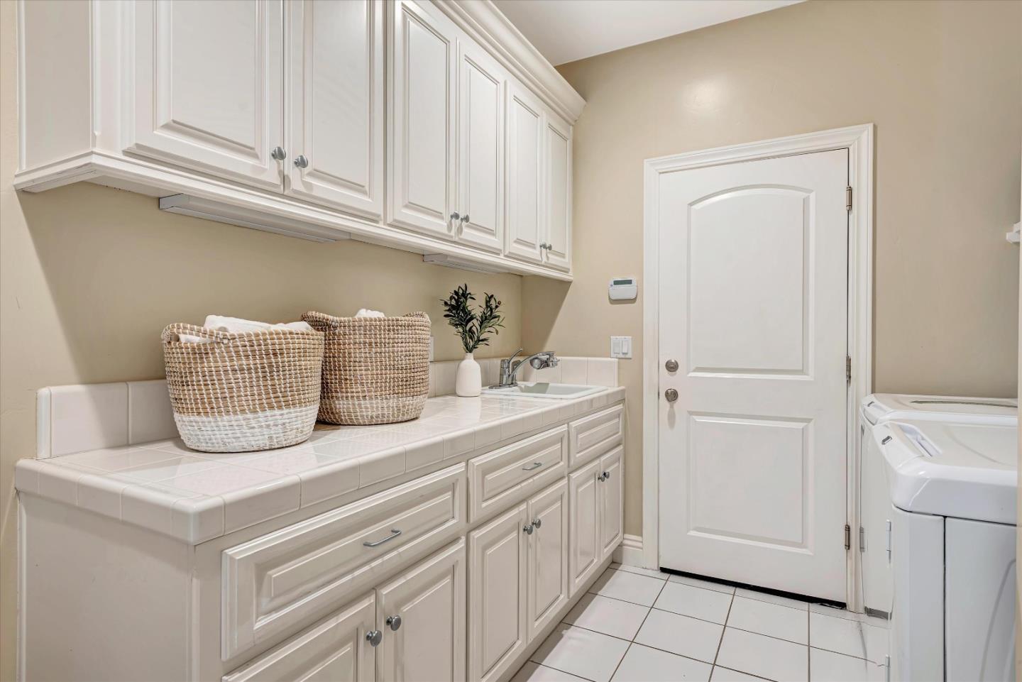 Detail Gallery Image 57 of 85 For 10108 Crescent Ct, Cupertino,  CA 95014 - 5 Beds | 4 Baths