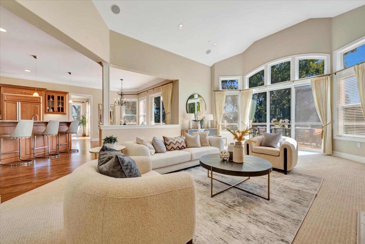 Detail Gallery Image 7 of 85 For 10108 Crescent Ct, Cupertino,  CA 95014 - 5 Beds | 4 Baths