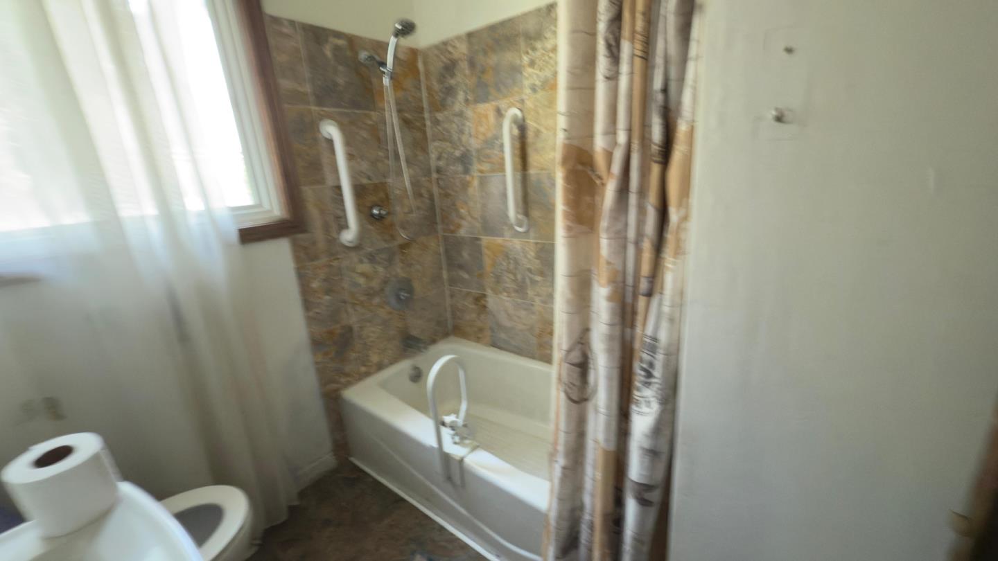 Detail Gallery Image 25 of 53 For 909 Elizabeth Way, Sunnyvale,  CA 94087 - 3 Beds | 1 Baths