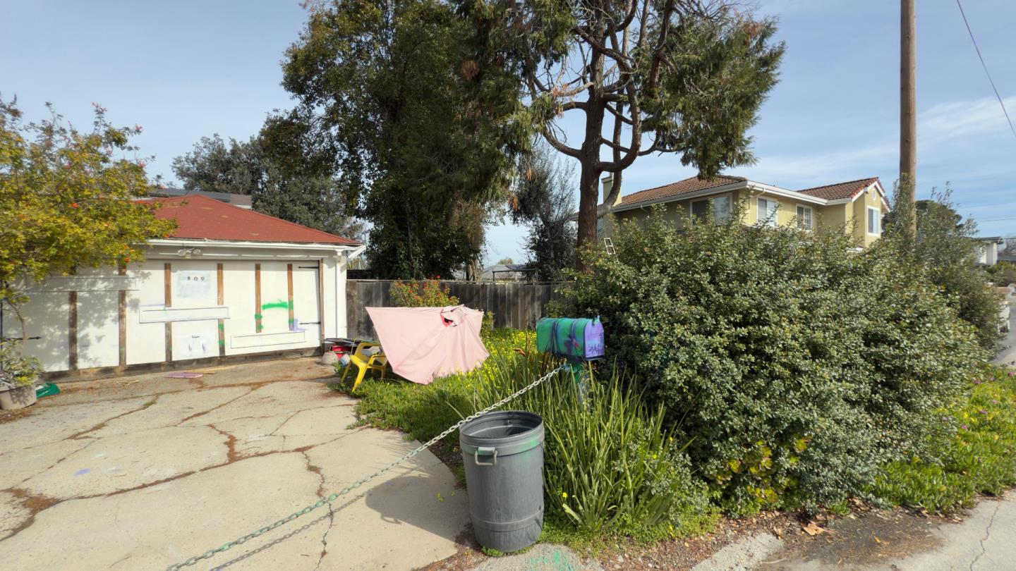 Detail Gallery Image 53 of 53 For 909 Elizabeth Way, Sunnyvale,  CA 94087 - 3 Beds | 1 Baths