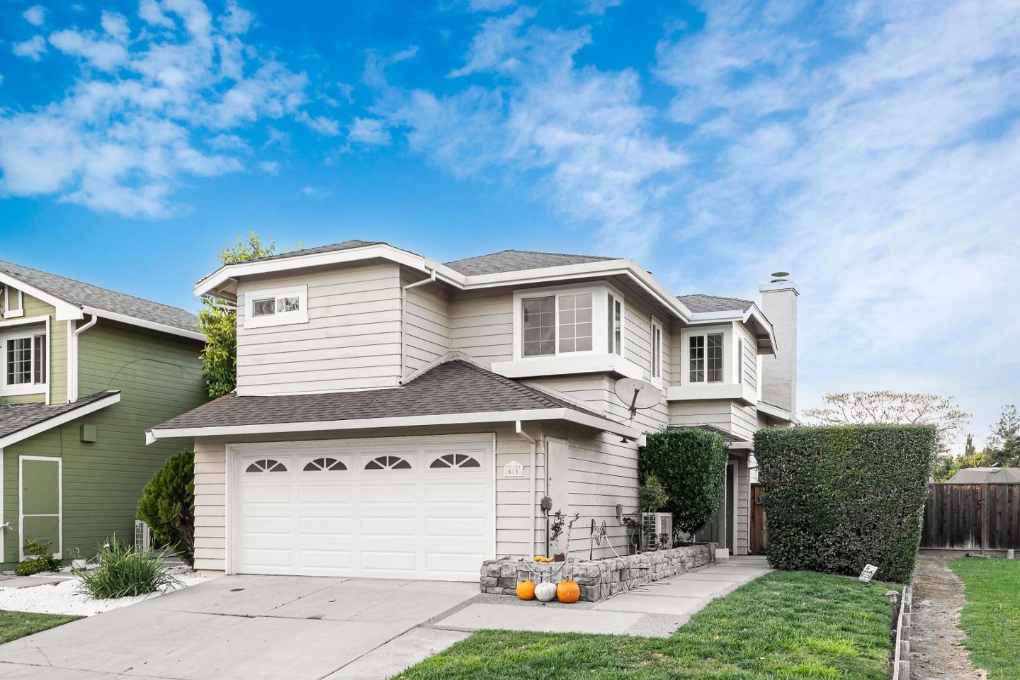Detail Gallery Image 3 of 40 For 51 Mill Stone Ln, San Jose,  CA 95136 - 3 Beds | 2/1 Baths
