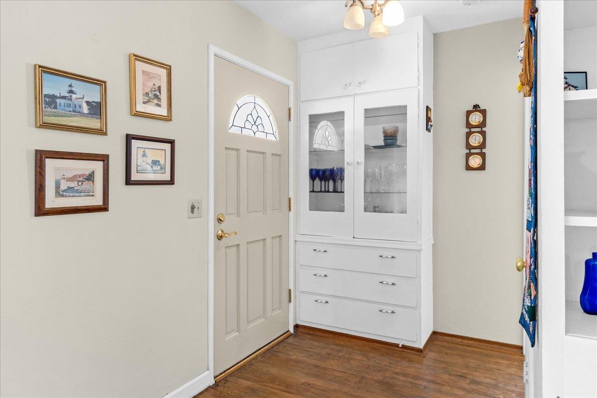 Detail Gallery Image 25 of 39 For 728 Spruce Ave, Pacific Grove,  CA 93950 - 3 Beds | 2 Baths
