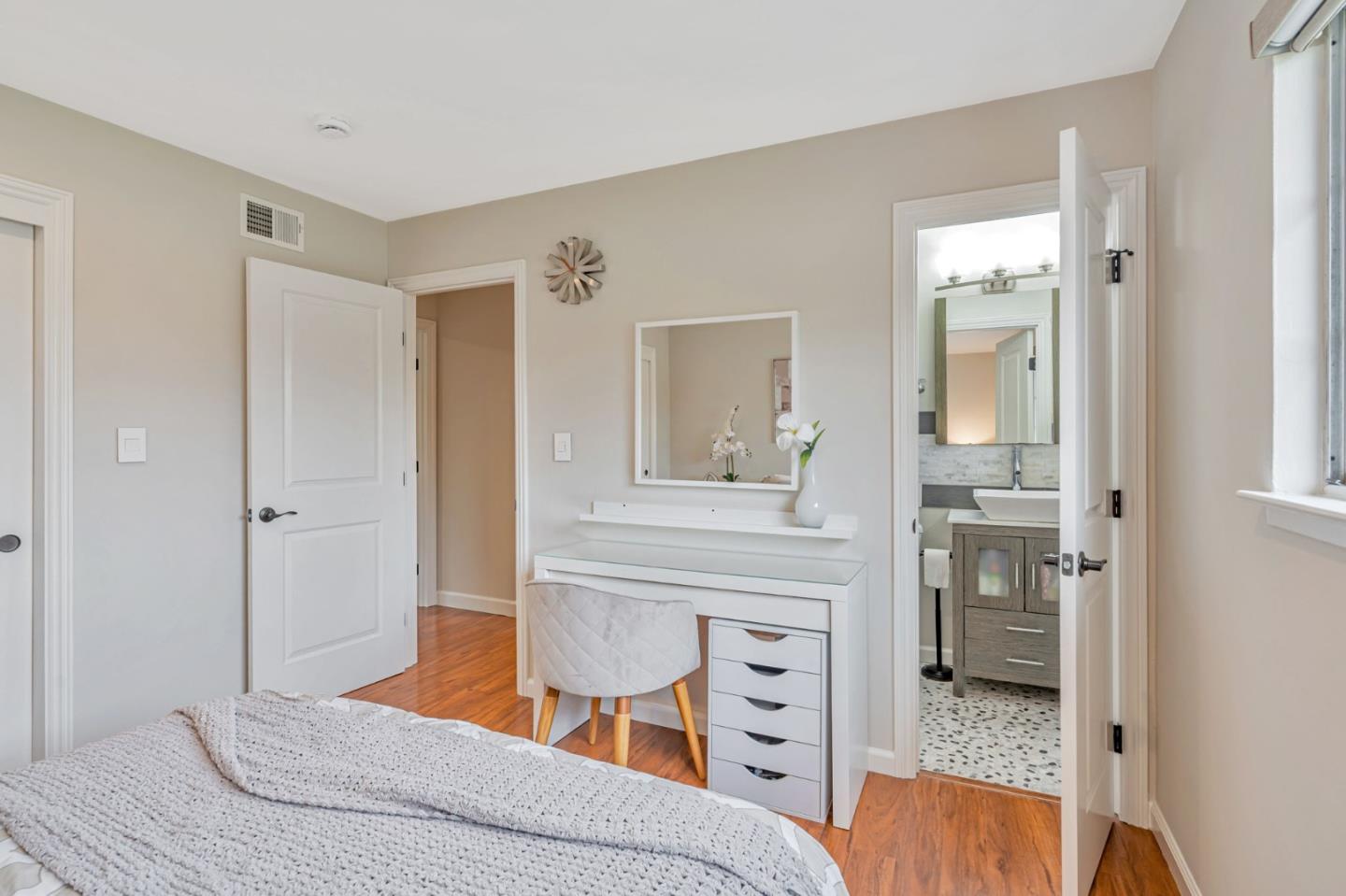 Detail Gallery Image 23 of 38 For 3394 Zisch Dr, San Jose,  CA 95118 - 3 Beds | 2 Baths