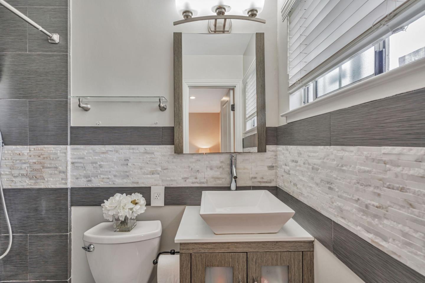 Detail Gallery Image 27 of 38 For 3394 Zisch Dr, San Jose,  CA 95118 - 3 Beds | 2 Baths