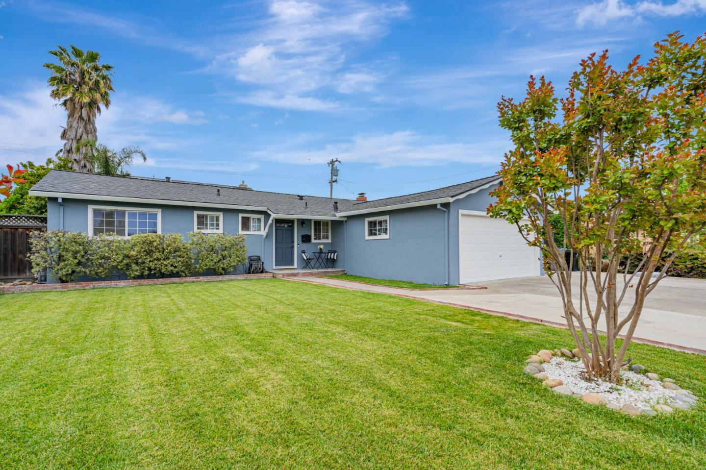 Detail Gallery Image 3 of 38 For 3394 Zisch Dr, San Jose,  CA 95118 - 3 Beds | 2 Baths