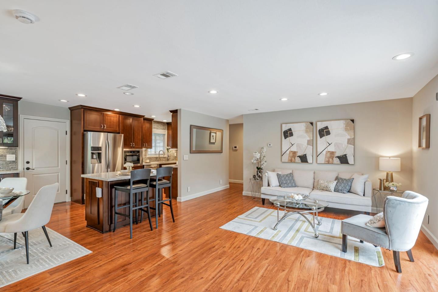 Detail Gallery Image 5 of 38 For 3394 Zisch Dr, San Jose,  CA 95118 - 3 Beds | 2 Baths