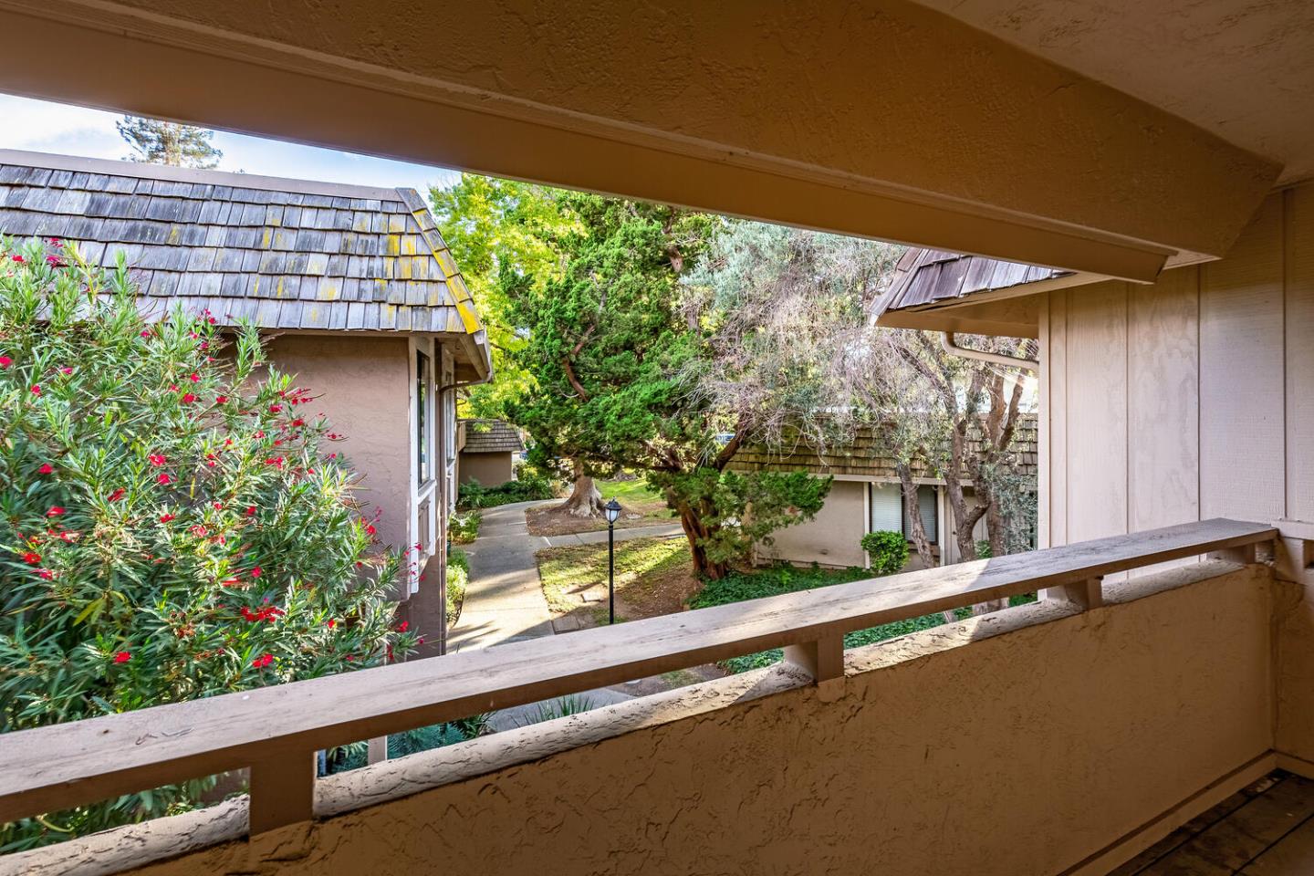 Detail Gallery Image 17 of 30 For 4553 Capitol Reef Ct, San Jose,  CA 95136 - 3 Beds | 2 Baths