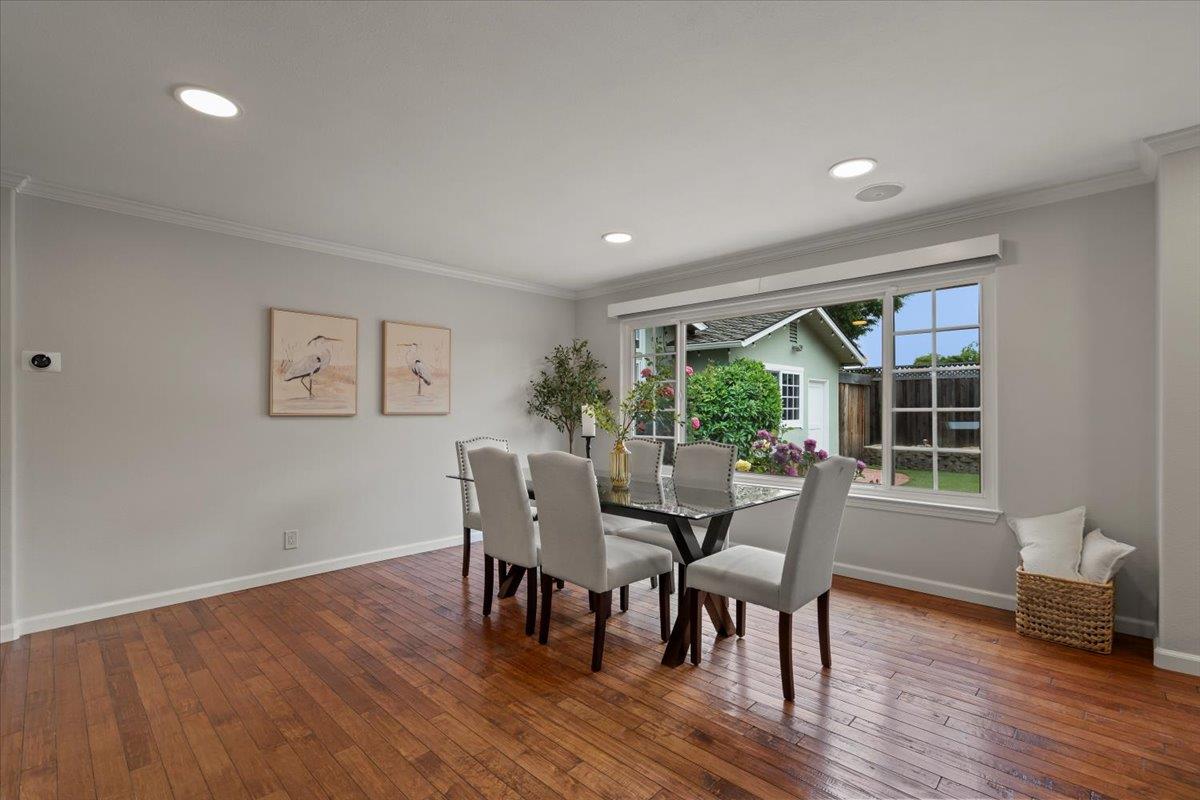 Detail Gallery Image 12 of 47 For 4910 Borina Dr, San Jose,  CA 95129 - 4 Beds | 2 Baths