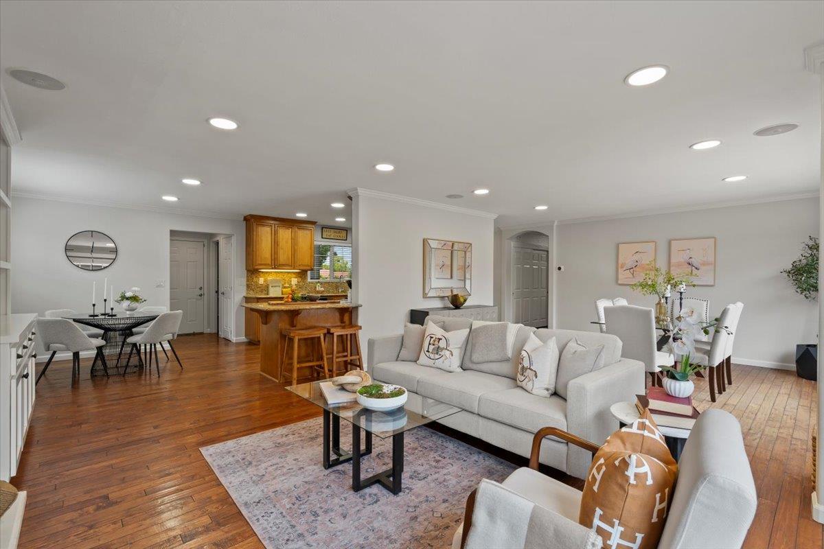Detail Gallery Image 18 of 47 For 4910 Borina Dr, San Jose,  CA 95129 - 4 Beds | 2 Baths