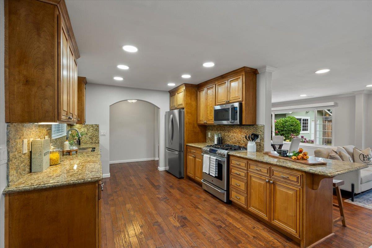 Detail Gallery Image 20 of 47 For 4910 Borina Dr, San Jose,  CA 95129 - 4 Beds | 2 Baths