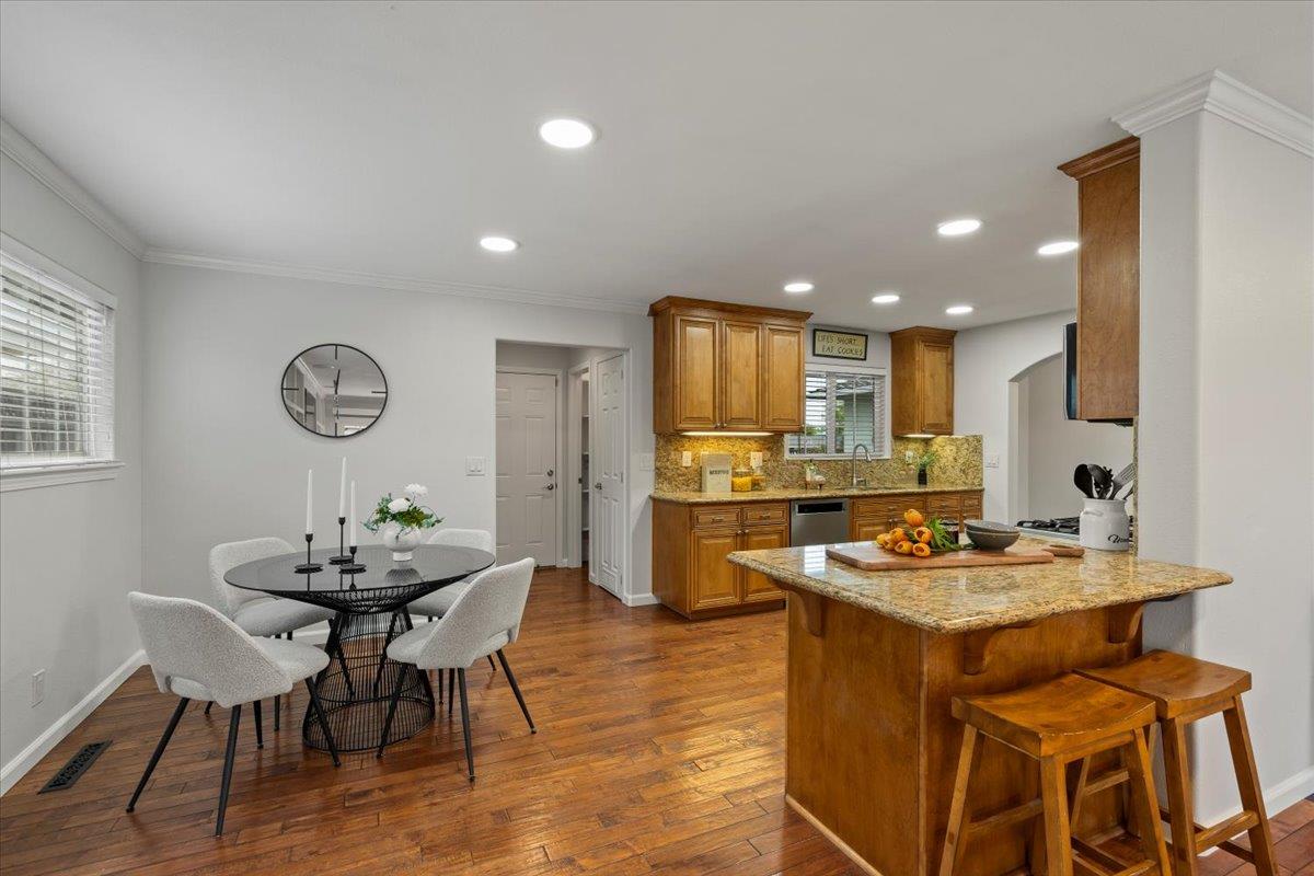 Detail Gallery Image 25 of 47 For 4910 Borina Dr, San Jose,  CA 95129 - 4 Beds | 2 Baths
