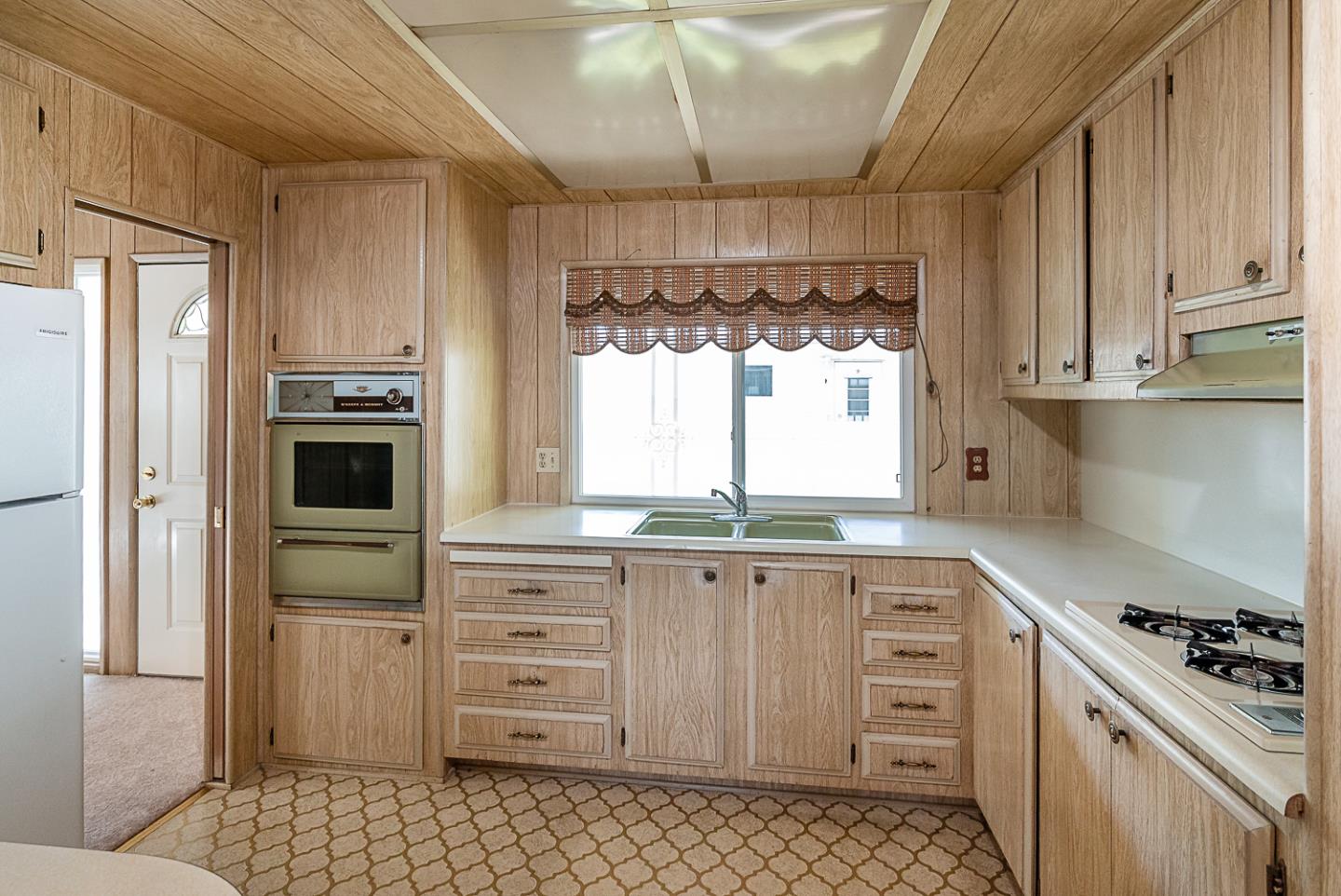 Detail Gallery Image 6 of 33 For 86 Lapaz #86,  Campbell,  CA 95008 - 1 Beds | 2 Baths