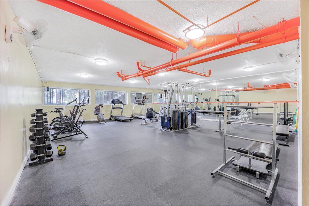 Detail Gallery Image 34 of 42 For 7070 Rainbow Dr #8,  San Jose,  CA 95129 - 2 Beds | 1/1 Baths