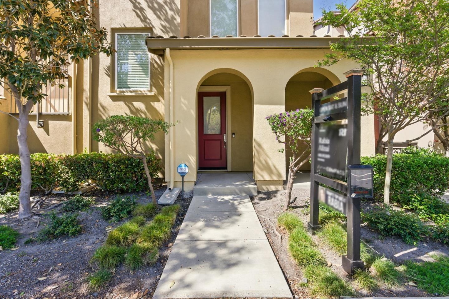 Detail Gallery Image 2 of 69 For 949 Indian Wells Ave, Sunnyvale,  CA 94085 - 3 Beds | 3 Baths