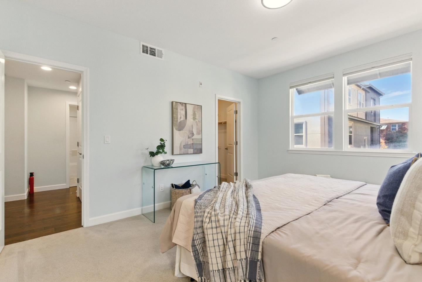 Detail Gallery Image 27 of 69 For 949 Indian Wells Ave, Sunnyvale,  CA 94085 - 3 Beds | 3 Baths
