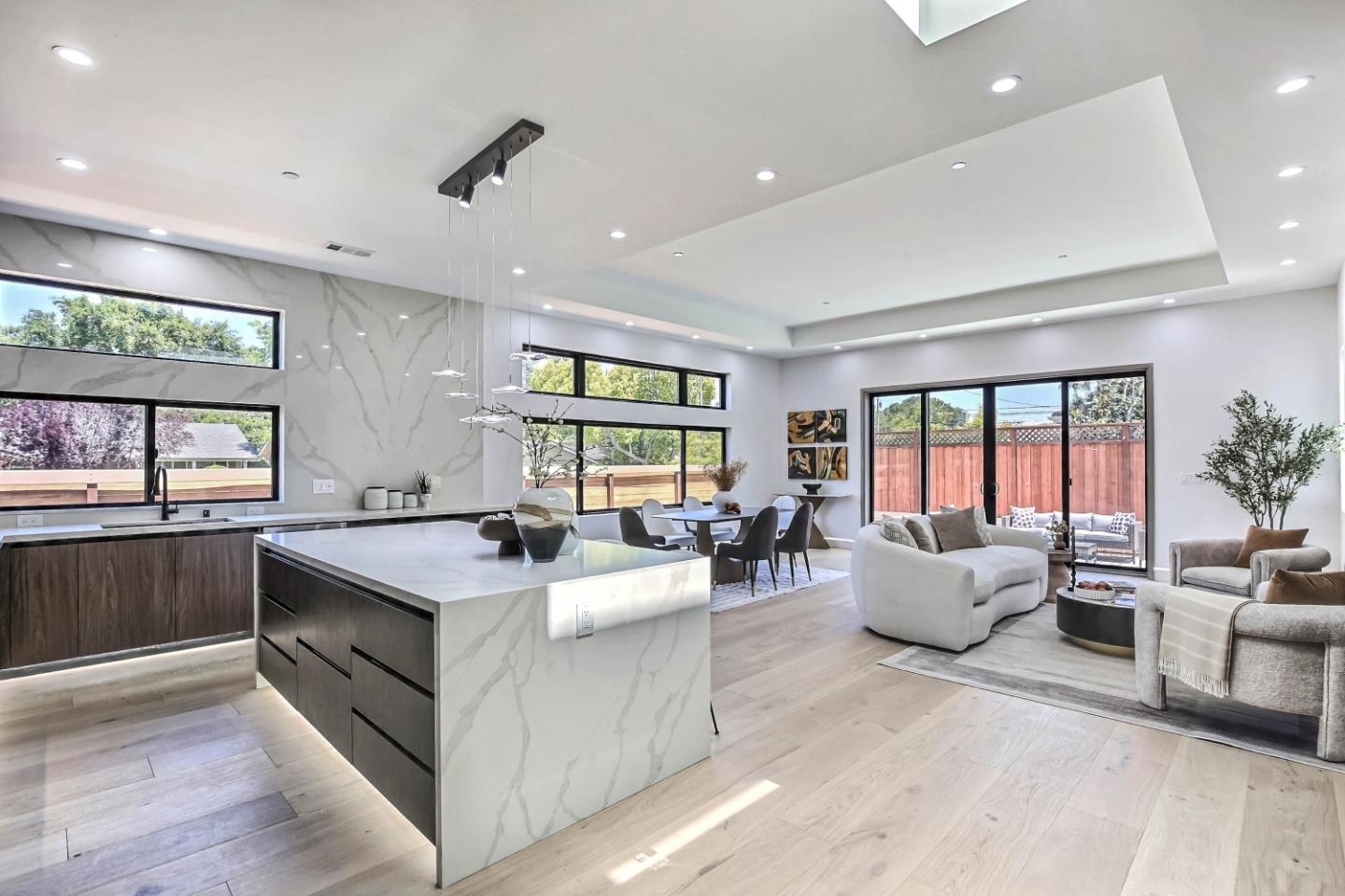 Detail Gallery Image 11 of 44 For 902 Sage Ct, Cupertino,  CA 95014 - 4 Beds | 4/1 Baths