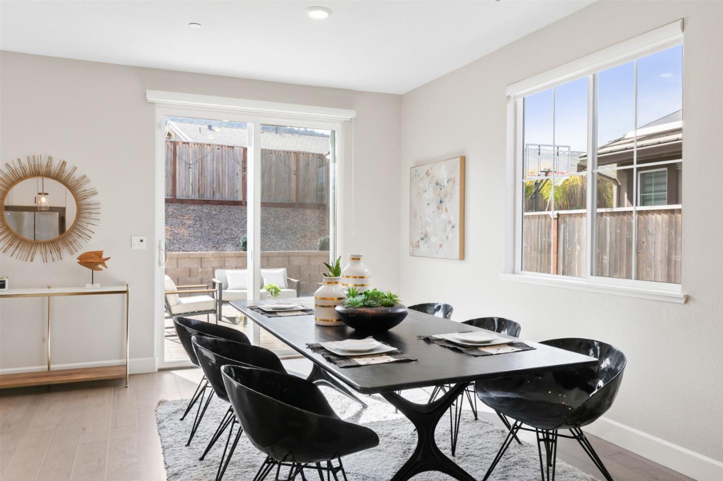 Detail Gallery Image 5 of 19 For 1530 Sawana Way, Gilroy,  CA 95020 - 3 Beds | 2 Baths