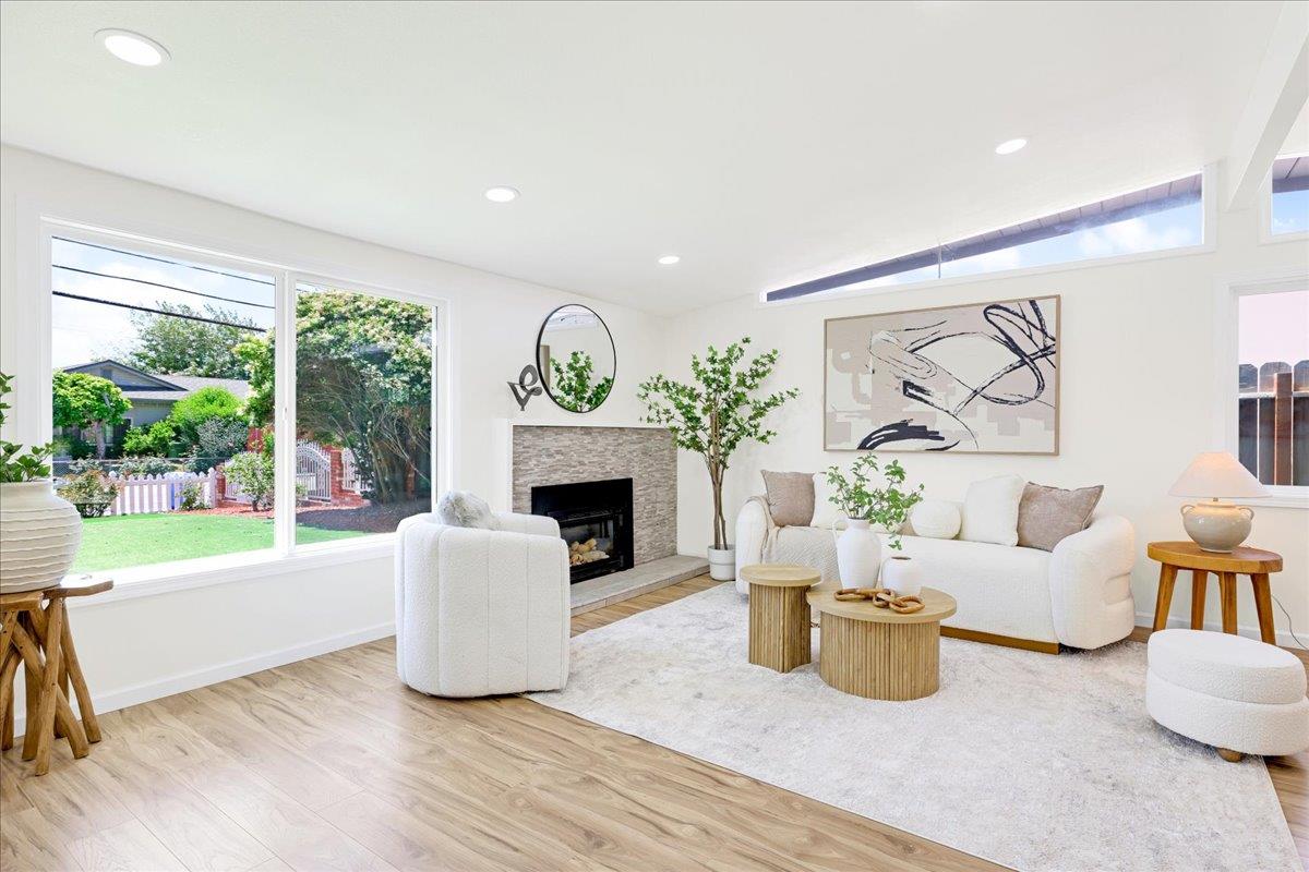 40446 Davis Street, Fremont, California 94538, 3 Bedrooms Bedrooms, ,2 BathroomsBathrooms,Residential,For Sale,40446 Davis Street,ML82004749