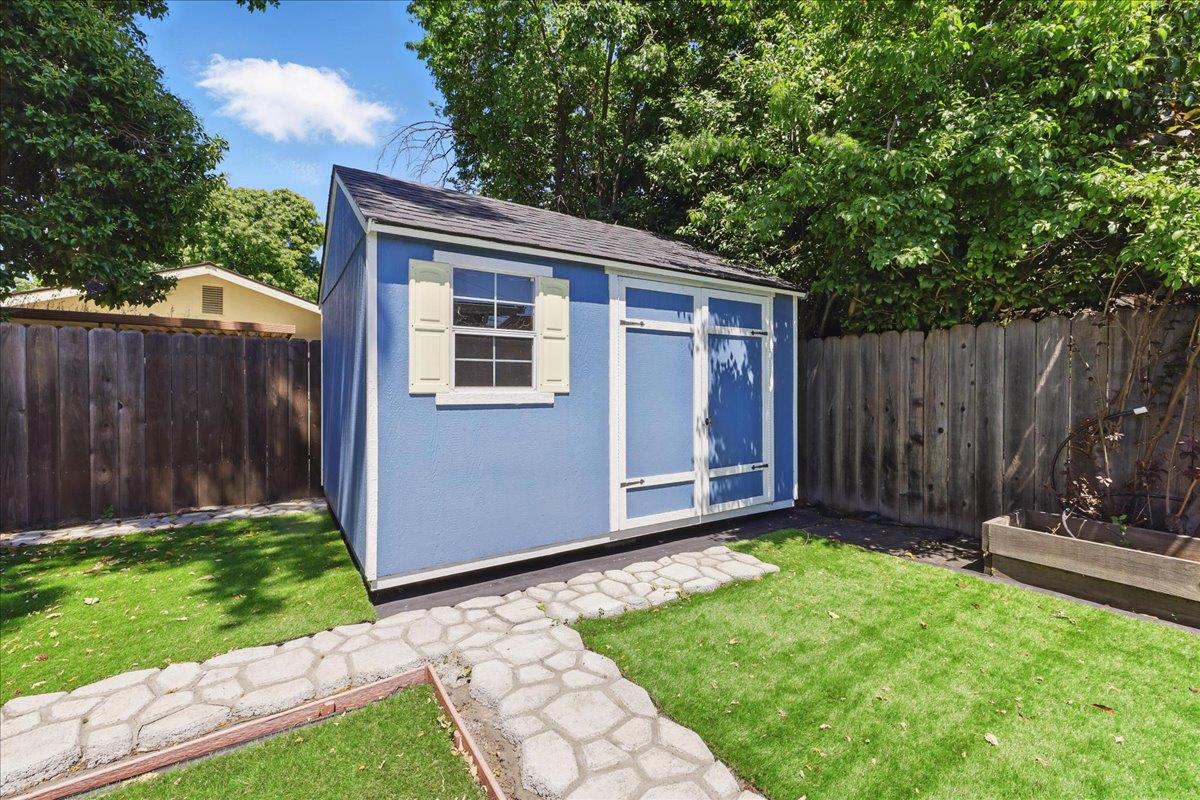 40446 Davis Street, Fremont, California 94538, 3 Bedrooms Bedrooms, ,2 BathroomsBathrooms,Residential,For Sale,40446 Davis Street,ML82004749