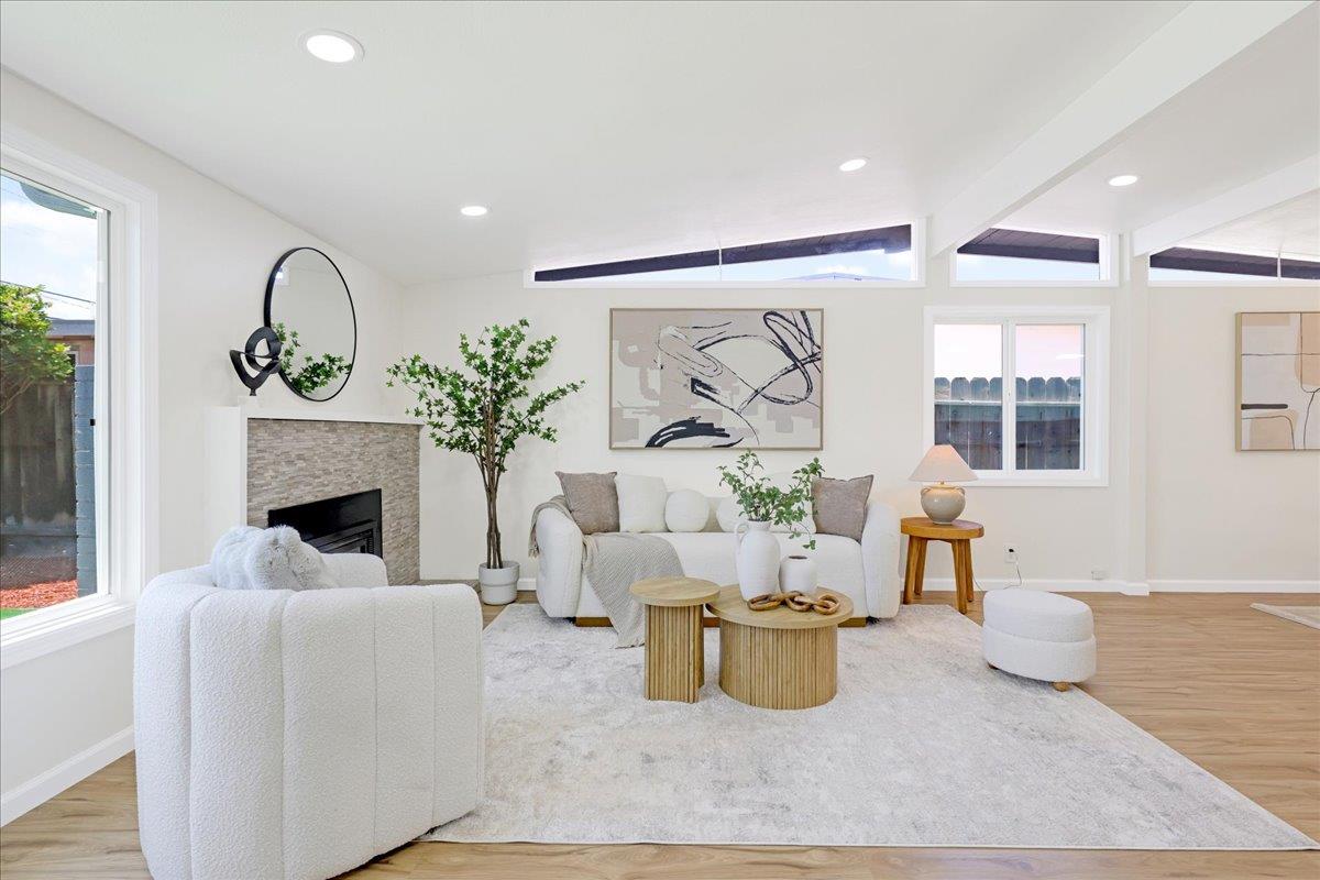 40446 Davis Street, Fremont, California 94538, 3 Bedrooms Bedrooms, ,2 BathroomsBathrooms,Residential,For Sale,40446 Davis Street,ML82004749