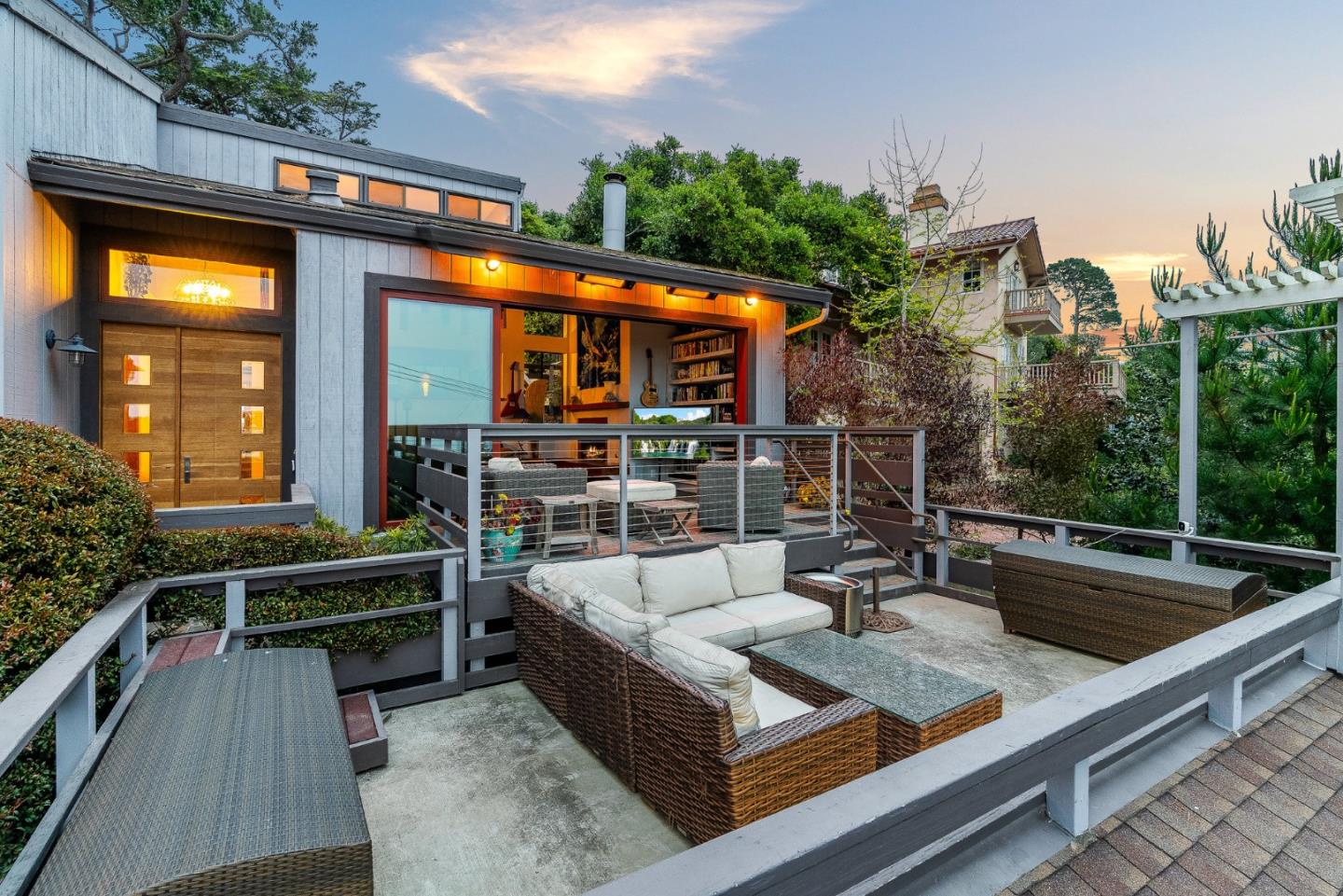 Detail Gallery Image 13 of 32 For 24805 Lower Trl, Carmel,  CA 93923 - 2 Beds | 2/1 Baths