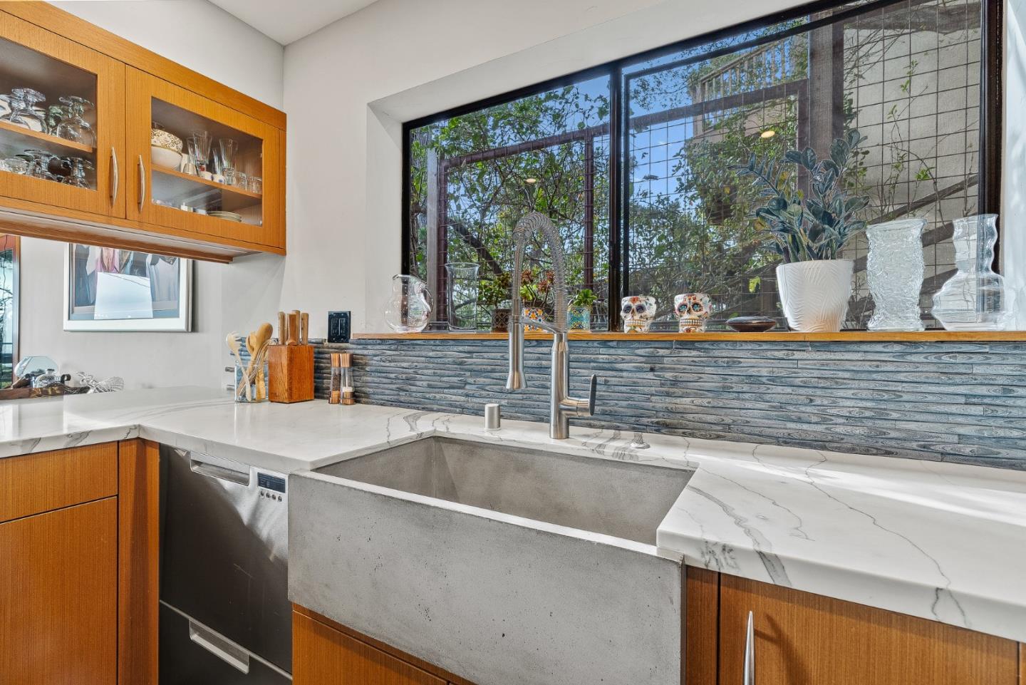 Detail Gallery Image 19 of 32 For 24805 Lower Trl, Carmel,  CA 93923 - 2 Beds | 2/1 Baths