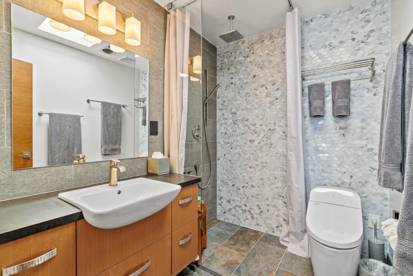 Detail Gallery Image 25 of 32 For 24805 Lower Trl, Carmel,  CA 93923 - 2 Beds | 2/1 Baths