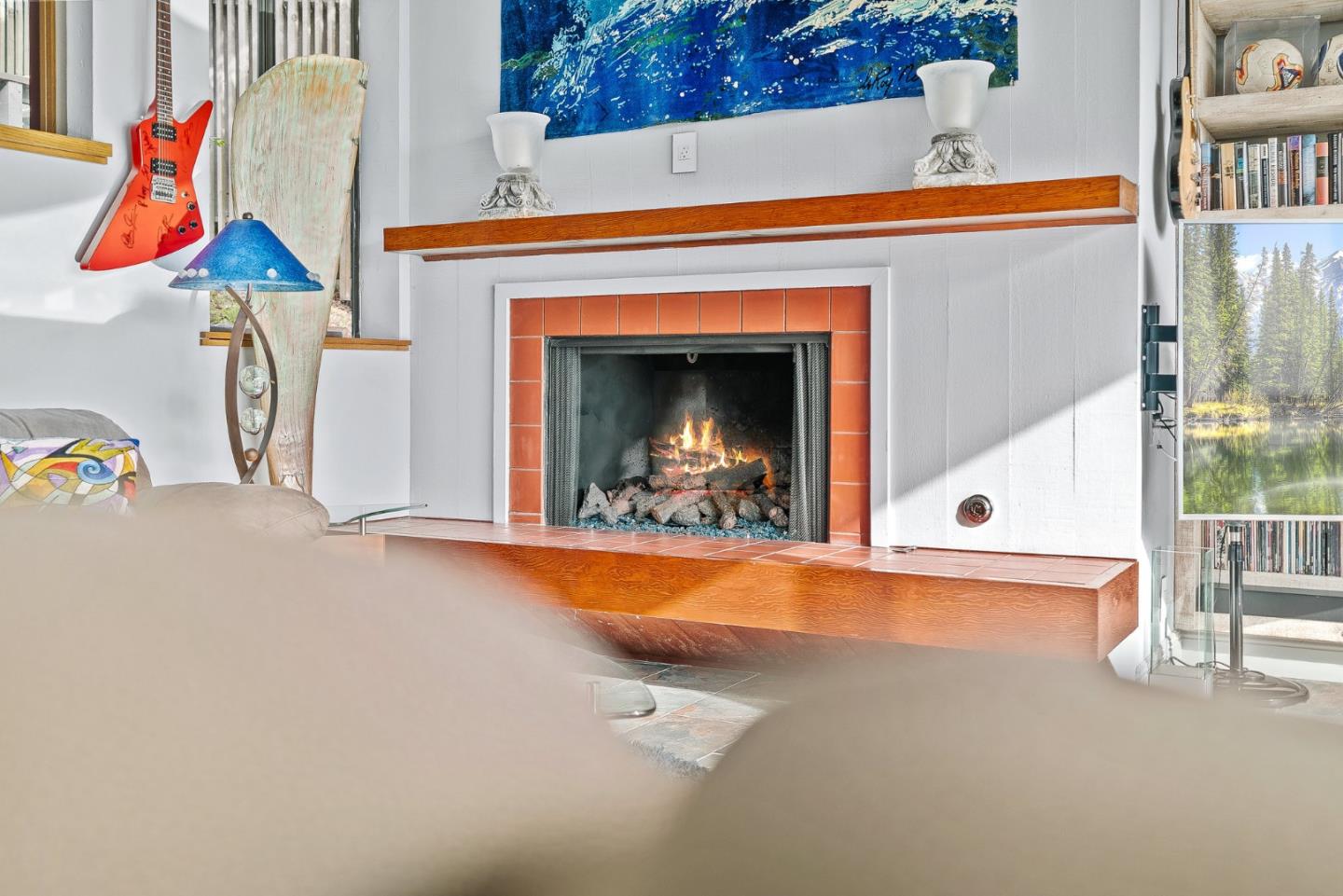 Detail Gallery Image 8 of 32 For 24805 Lower Trl, Carmel,  CA 93923 - 2 Beds | 2/1 Baths