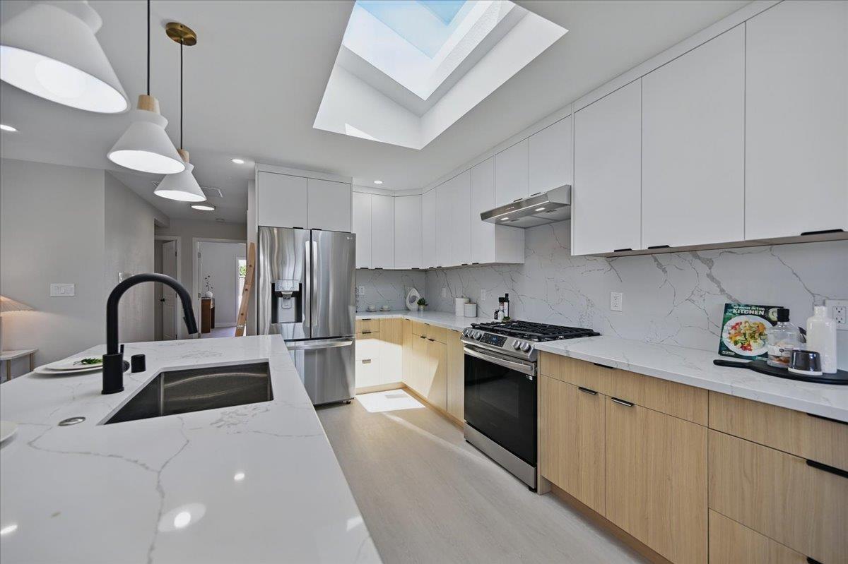 Detail Gallery Image 14 of 104 For 42948 Applewood St, Fremont,  CA 94538 - 3 Beds | 2 Baths