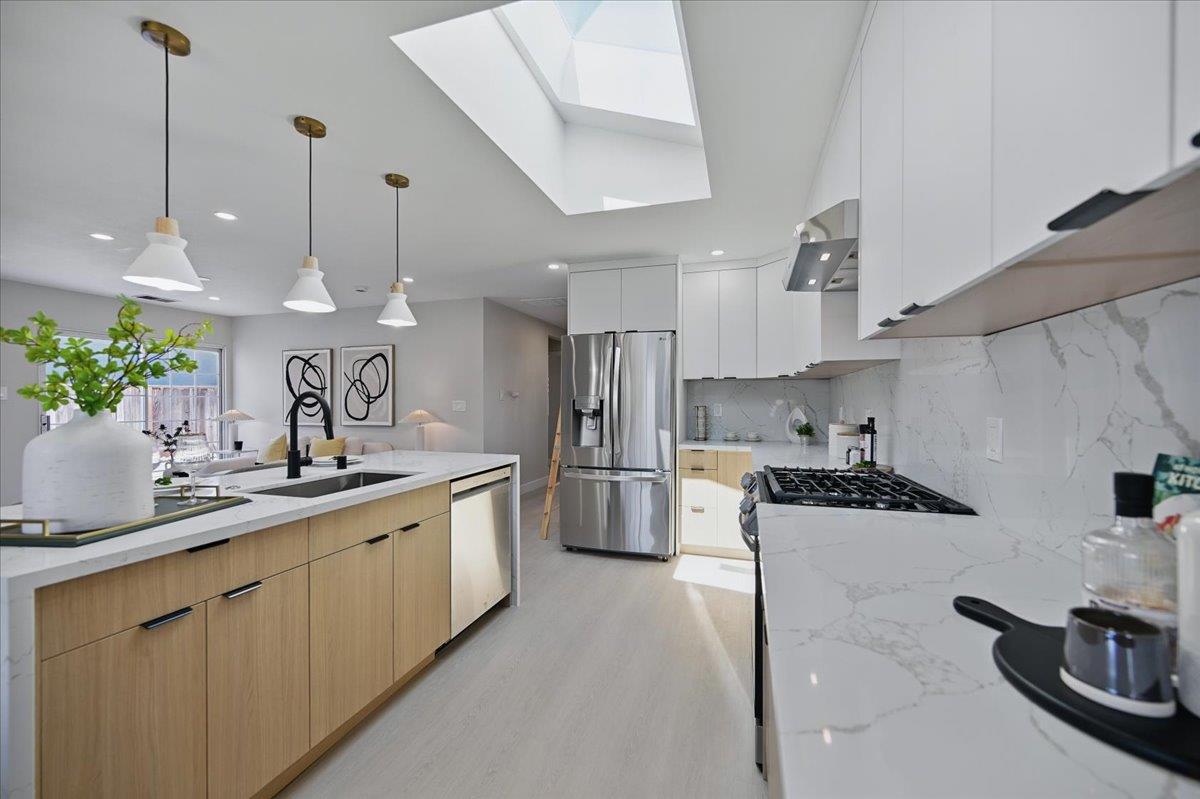 Detail Gallery Image 15 of 104 For 42948 Applewood St, Fremont,  CA 94538 - 3 Beds | 2 Baths