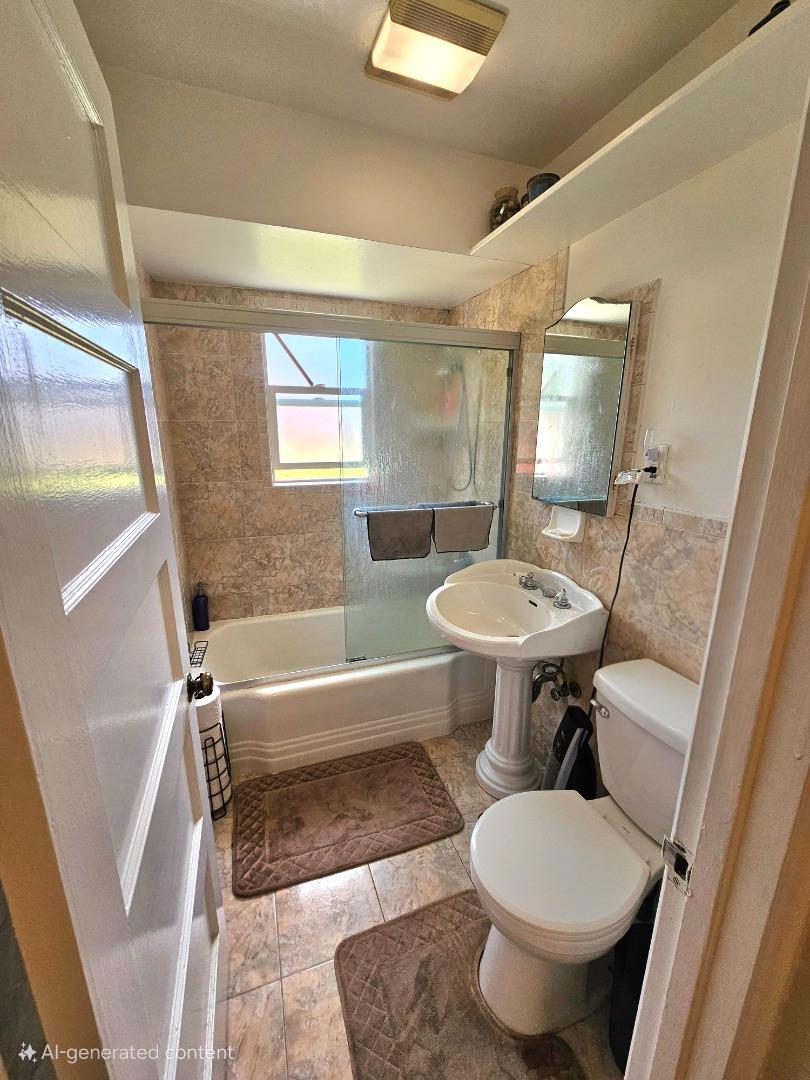 Detail Gallery Image 5 of 7 For 5419 Solano, Richmond,  CA 94805 - 2 Beds | 1 Baths