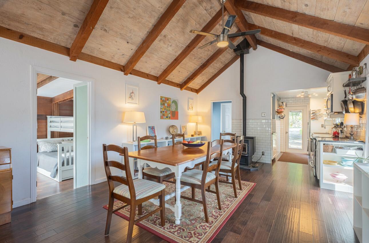Detail Gallery Image 11 of 35 For 75 Paso Hondo a,  Carmel Valley,  CA 93924 - 2 Beds | 2 Baths