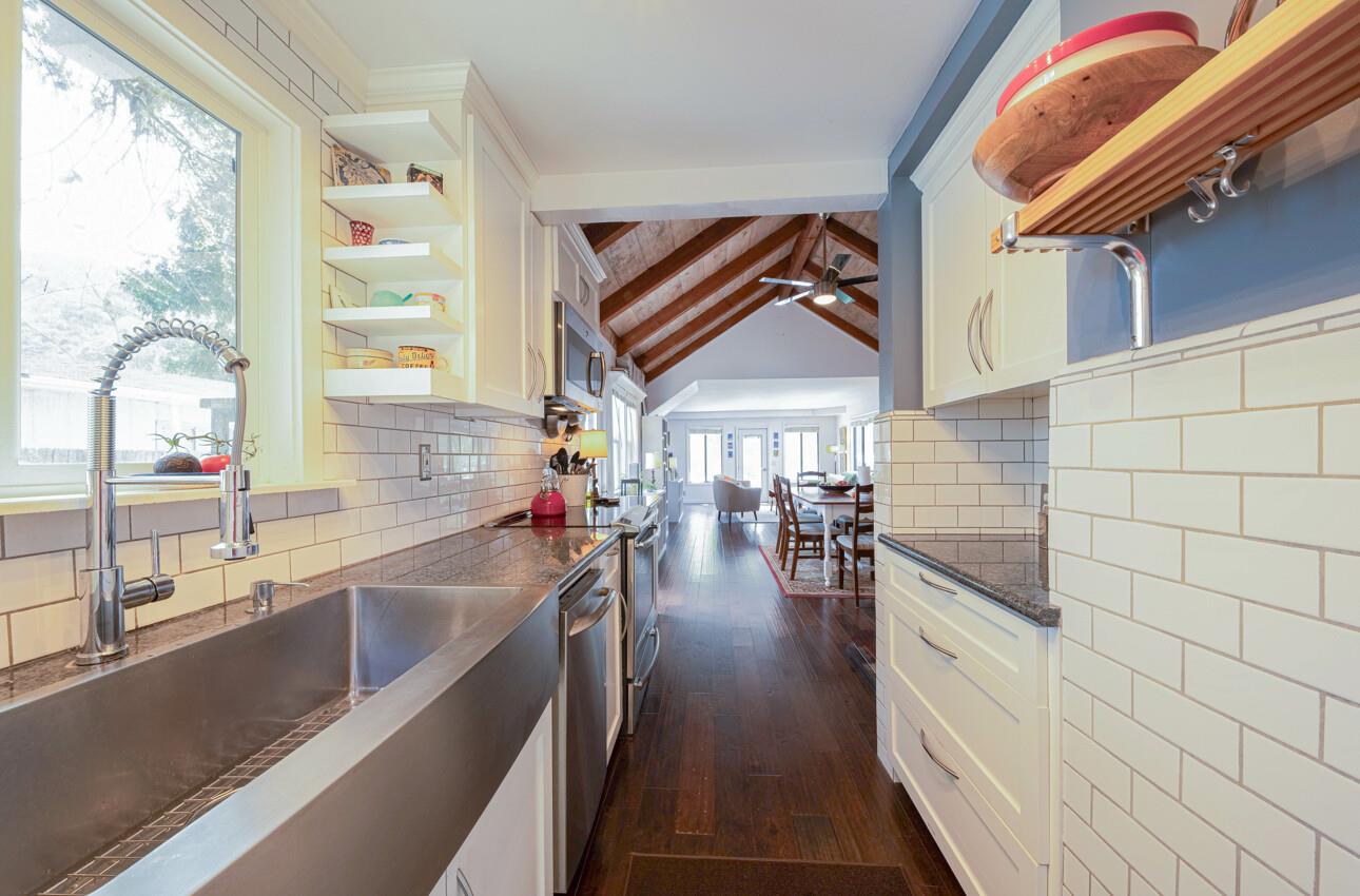 Detail Gallery Image 19 of 35 For 75 Paso Hondo a,  Carmel Valley,  CA 93924 - 2 Beds | 2 Baths