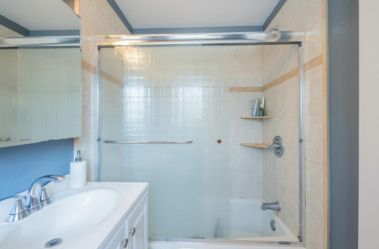 Detail Gallery Image 29 of 35 For 75 Paso Hondo a,  Carmel Valley,  CA 93924 - 2 Beds | 2 Baths