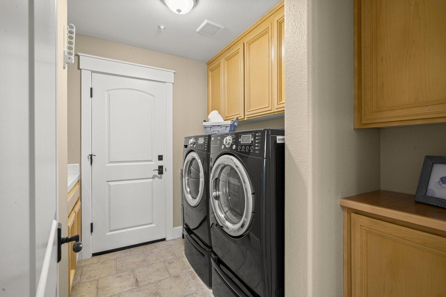 Detail Gallery Image 57 of 71 For 2705 Mira Bella Cir, Morgan Hill,  CA 95037 - 4 Beds | 3 Baths