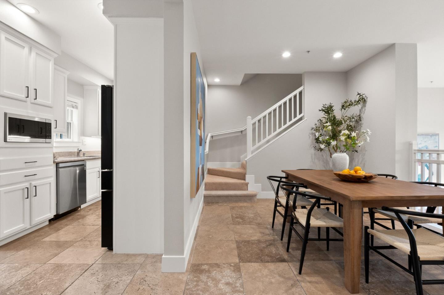 Detail Gallery Image 12 of 48 For 32 Loma Vista Ln, Belmont,  CA 94002 - 3 Beds | 2/1 Baths