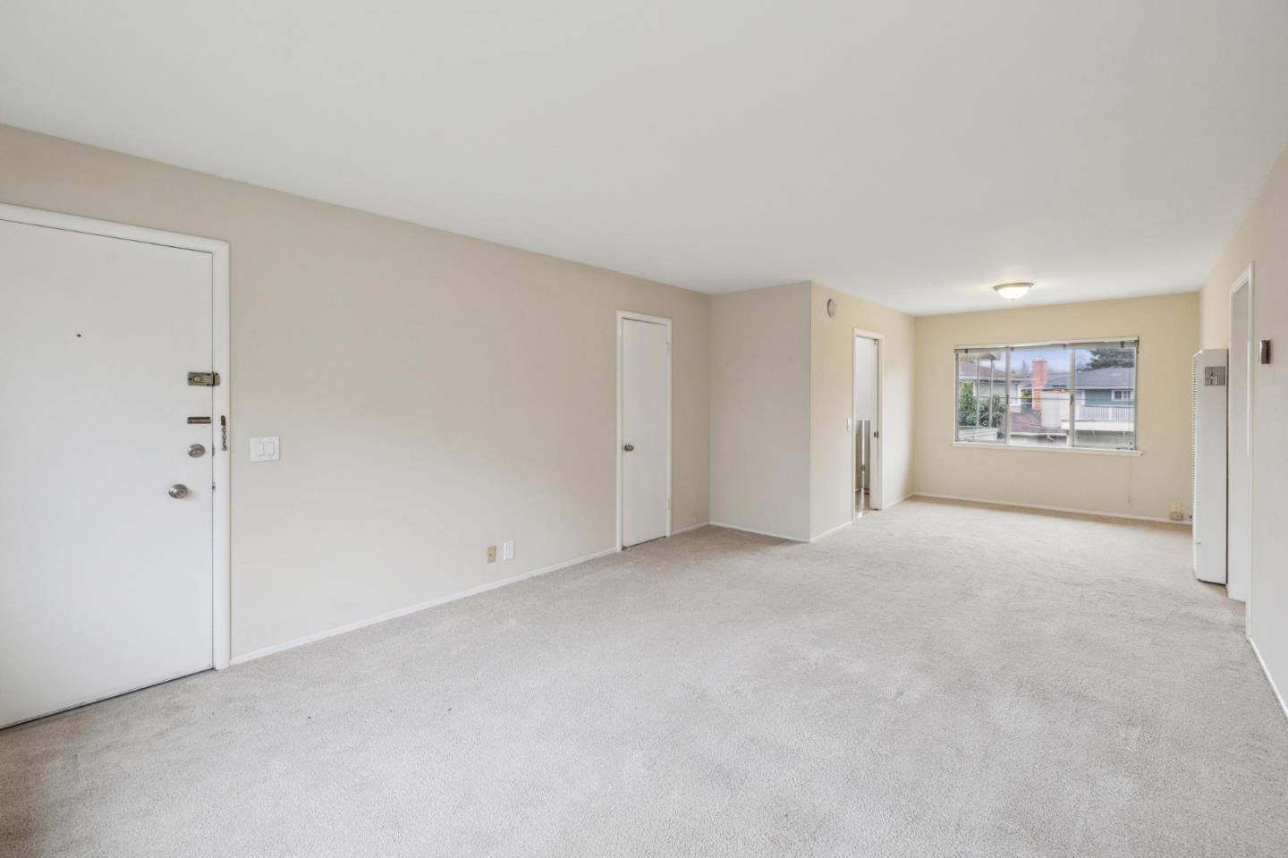 Detail Gallery Image 10 of 35 For 15 Kent Pl, Menlo Park,  CA 94025 - – Beds | – Baths