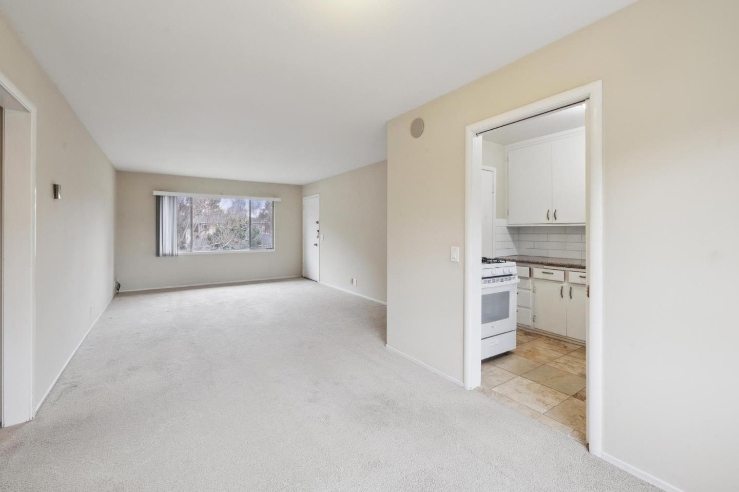 Detail Gallery Image 11 of 35 For 15 Kent Pl, Menlo Park,  CA 94025 - – Beds | – Baths