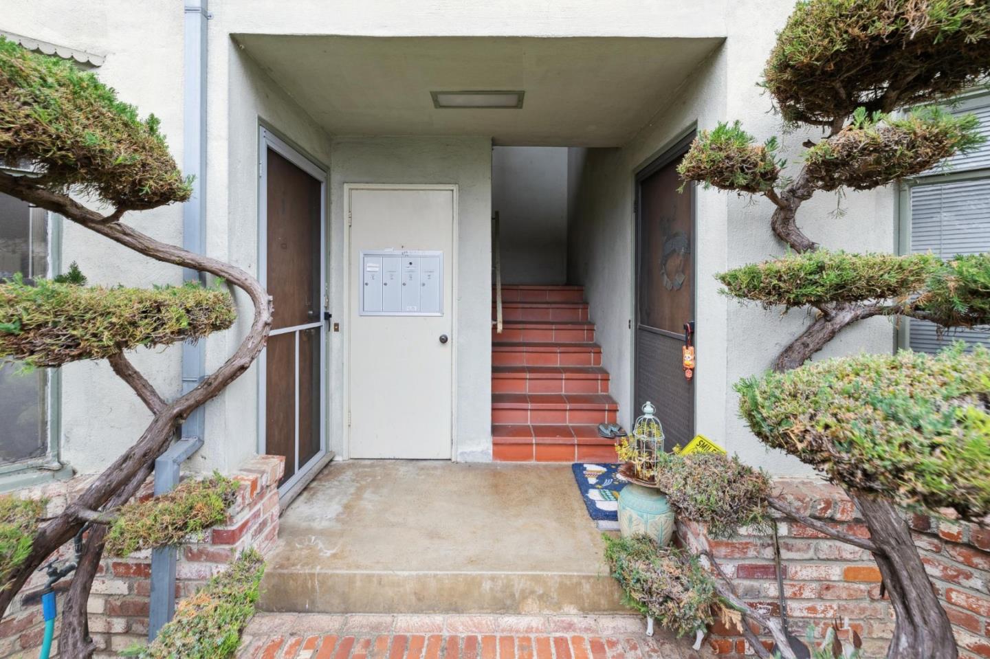 Detail Gallery Image 5 of 35 For 15 Kent Pl, Menlo Park,  CA 94025 - – Beds | – Baths