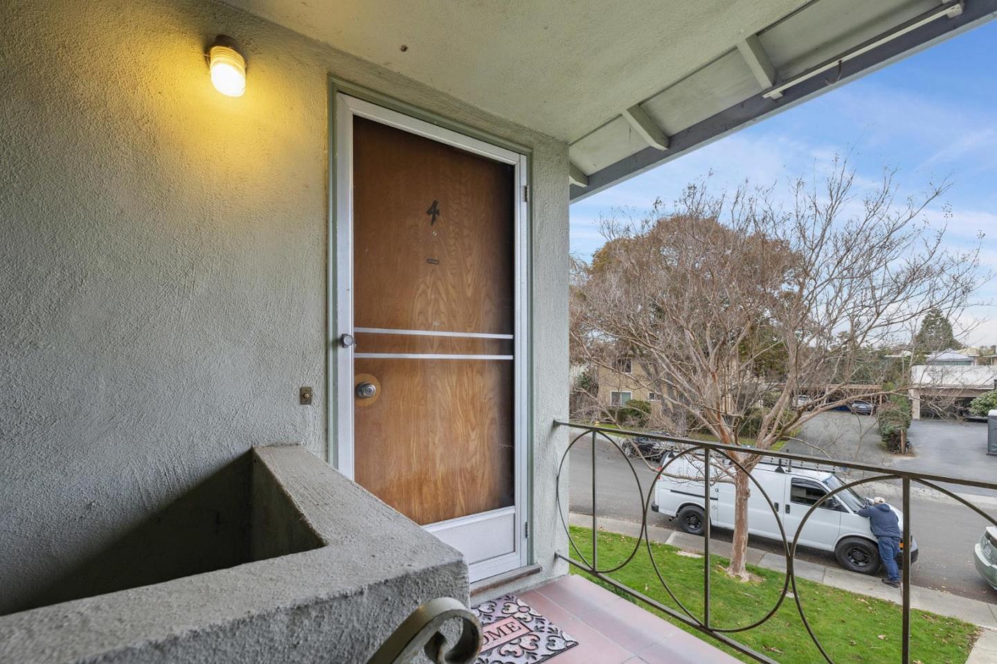 Detail Gallery Image 6 of 35 For 15 Kent Pl, Menlo Park,  CA 94025 - – Beds | – Baths