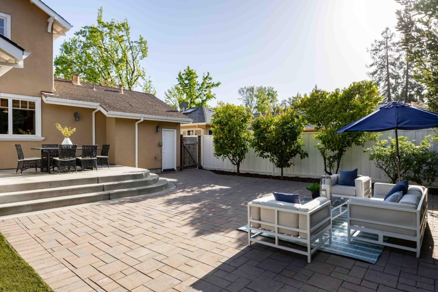 Detail Gallery Image 26 of 29 For 204 Walter Hays Dr, Palo Alto,  CA 94303 - 4 Beds | 3 Baths