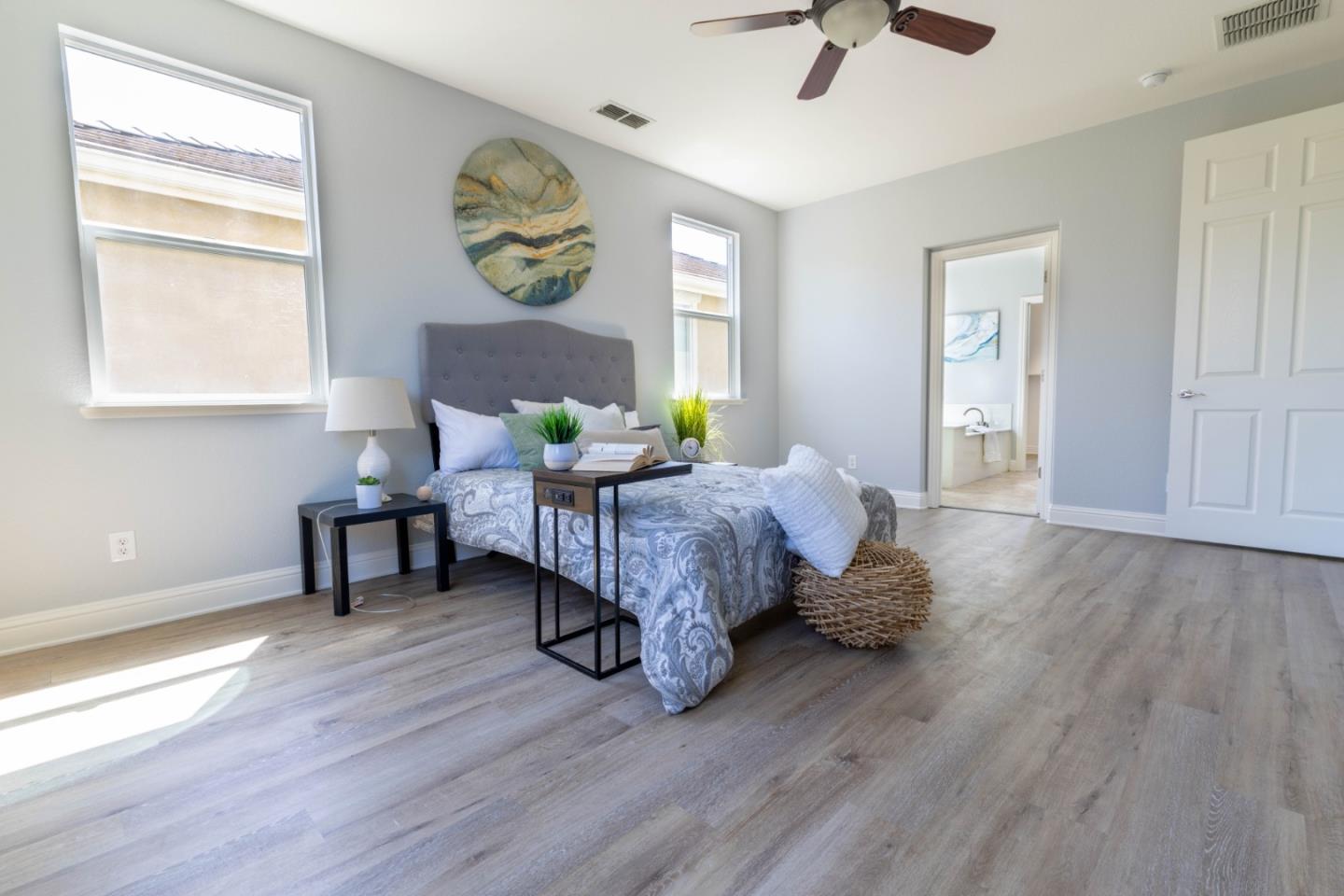 Detail Gallery Image 33 of 55 For 491 Danbury Pl, Lathrop,  CA 95330 - 5 Beds | 3 Baths