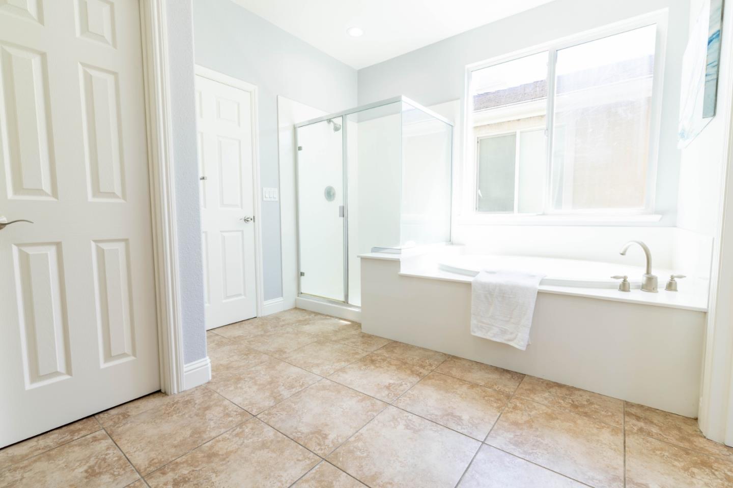 Detail Gallery Image 34 of 55 For 491 Danbury Pl, Lathrop,  CA 95330 - 5 Beds | 3 Baths