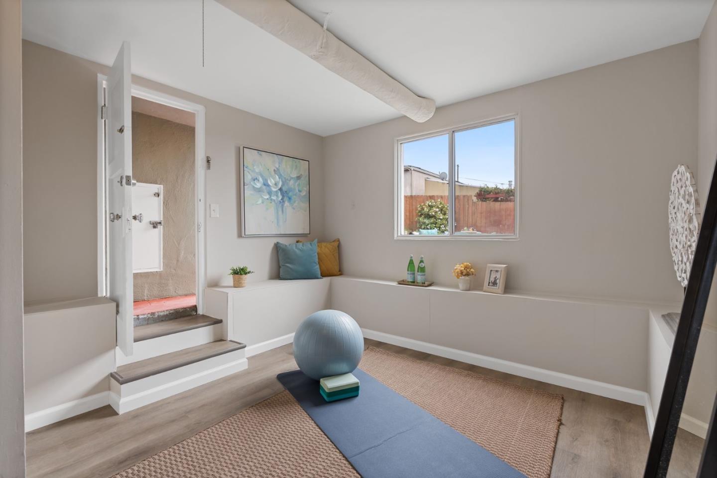 Detail Gallery Image 23 of 33 For 18 Garwood Dr, Daly City,  CA 94014 - 3 Beds | 1 Baths
