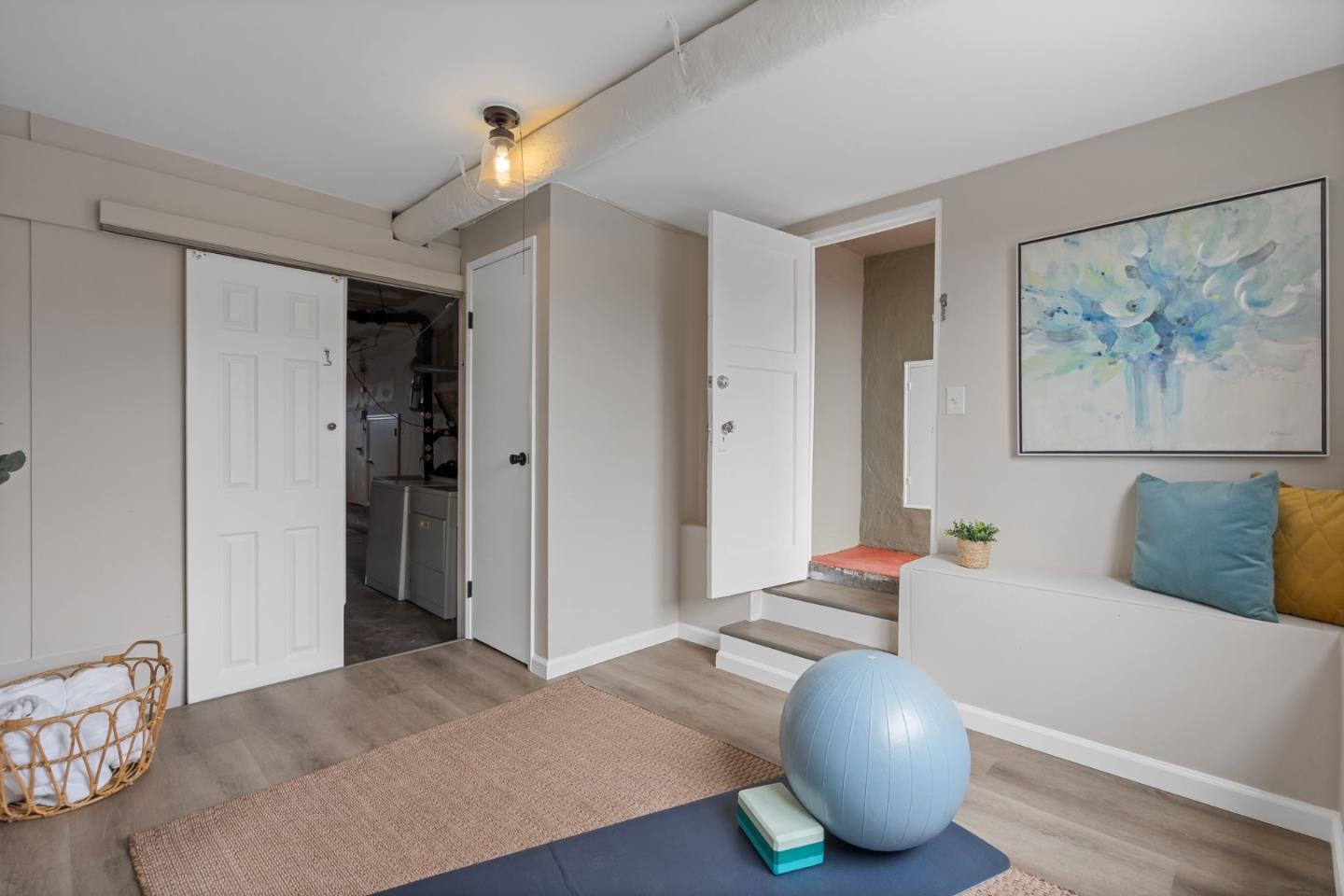 Detail Gallery Image 24 of 33 For 18 Garwood Dr, Daly City,  CA 94014 - 3 Beds | 1 Baths