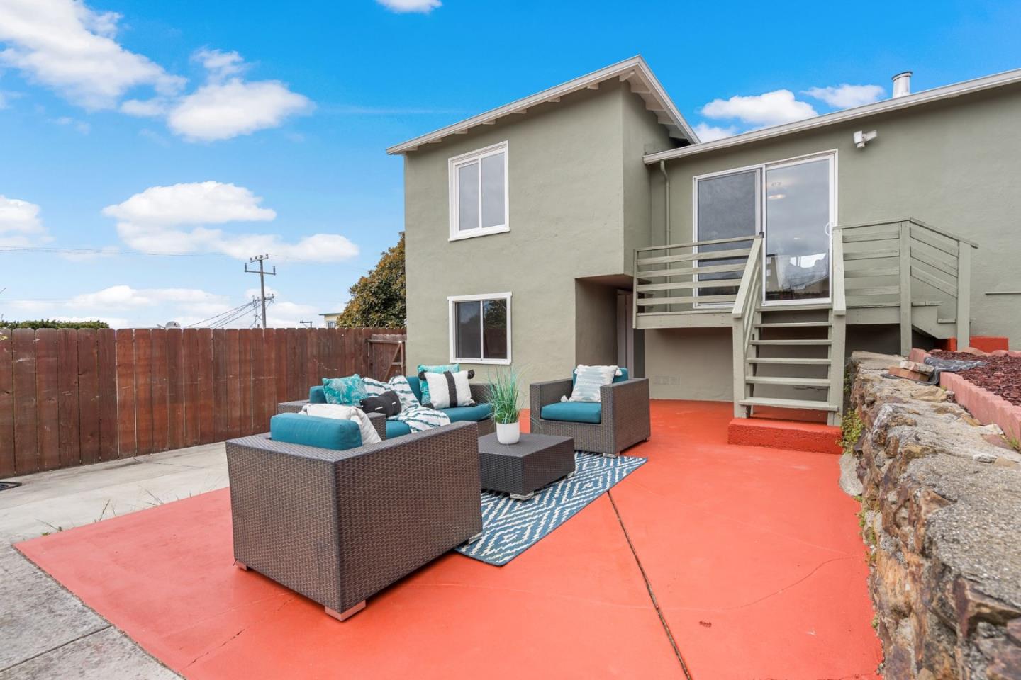 Detail Gallery Image 27 of 33 For 18 Garwood Dr, Daly City,  CA 94014 - 3 Beds | 1 Baths