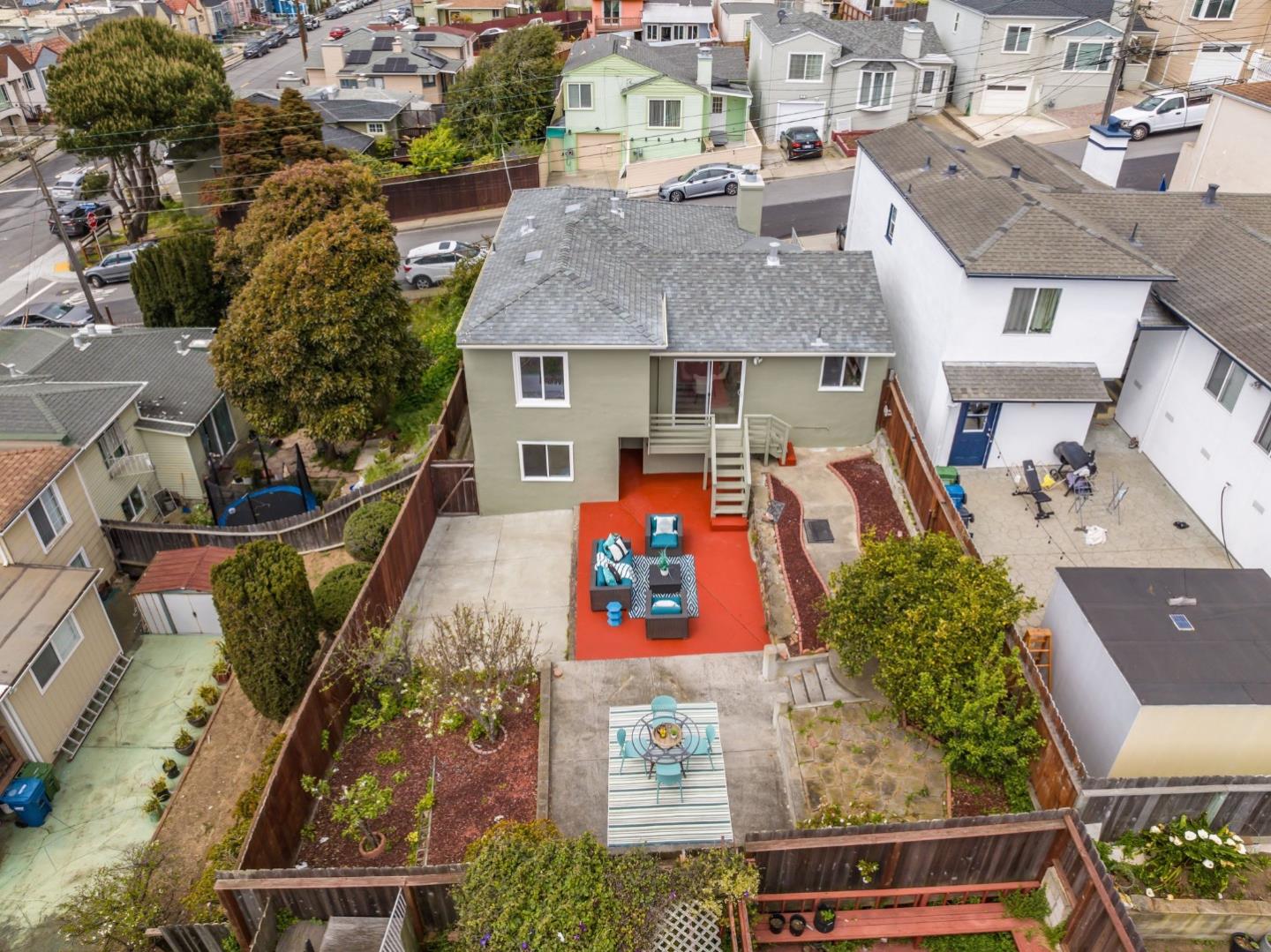 Detail Gallery Image 31 of 33 For 18 Garwood Dr, Daly City,  CA 94014 - 3 Beds | 1 Baths