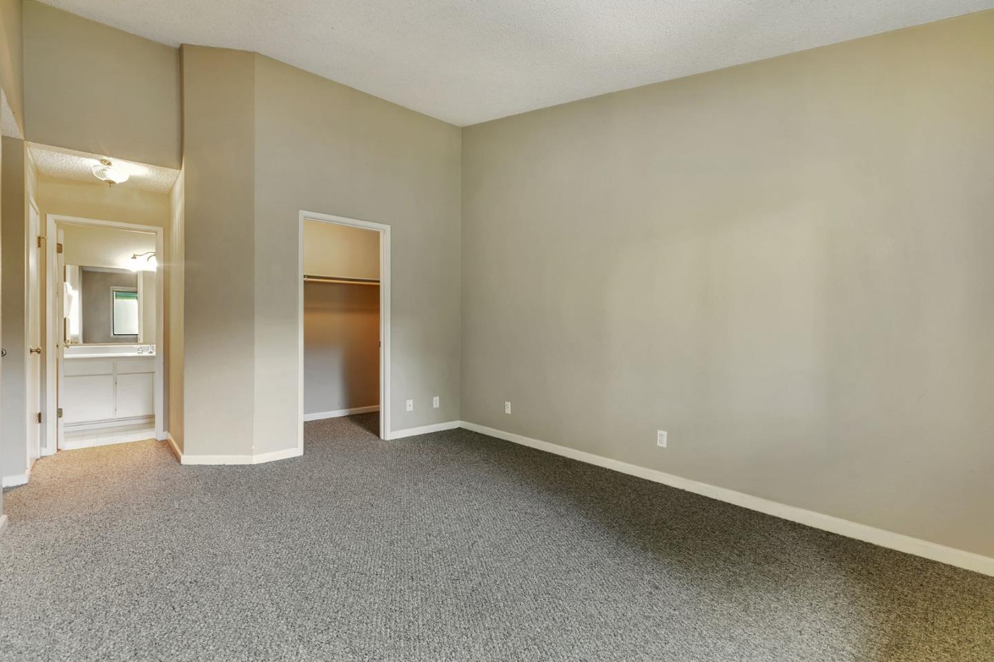 Detail Gallery Image 23 of 41 For 1440 Alma Loop, San Jose,  CA 95125 - 2 Beds | 2 Baths
