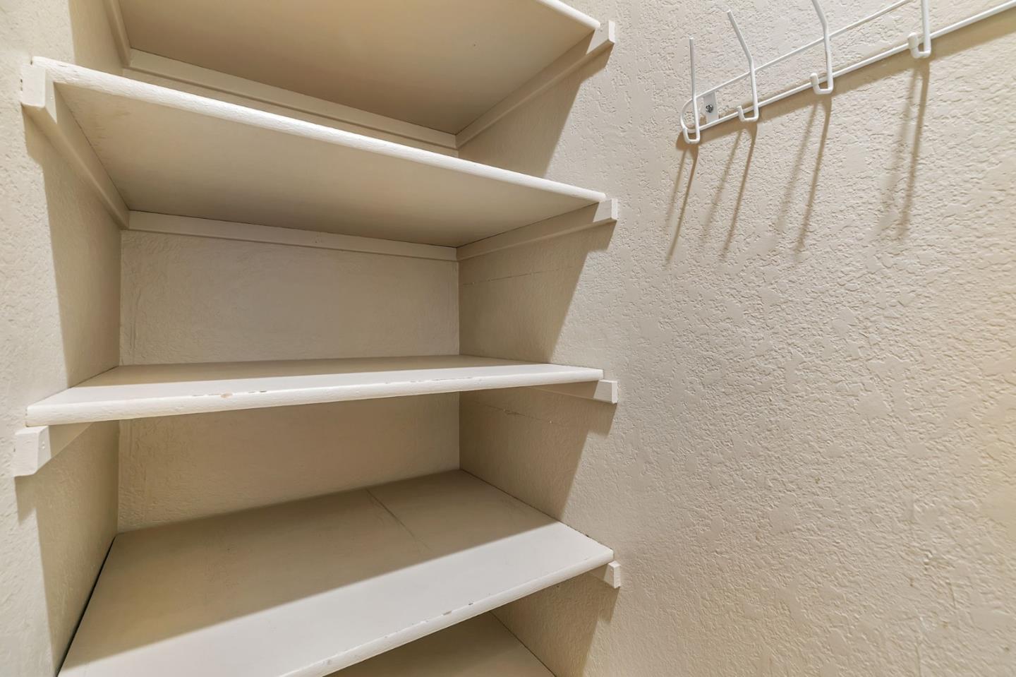 Detail Gallery Image 25 of 41 For 1440 Alma Loop, San Jose,  CA 95125 - 2 Beds | 2 Baths
